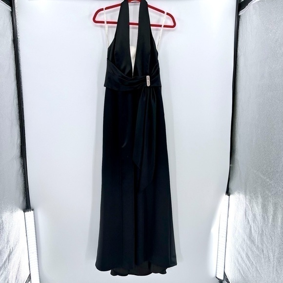 David's Bridal Black Halter Neck Formal  Prom Bridesmaid Dress size 6 - Picture 8 of 14